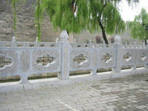 點(diǎn)擊查看詳細(xì)信息<br>標(biāo)題：欄板石 閱讀次數(shù)：2696