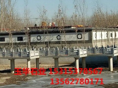 點(diǎn)擊查看詳細(xì)信息<br>標(biāo)題：欄板石 閱讀次數(shù)：2576