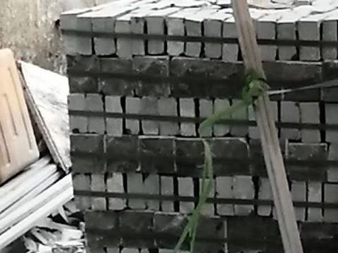 點(diǎn)擊查看詳細(xì)信息<br>標(biāo)題：馬蹄石 閱讀次數(shù)：2563