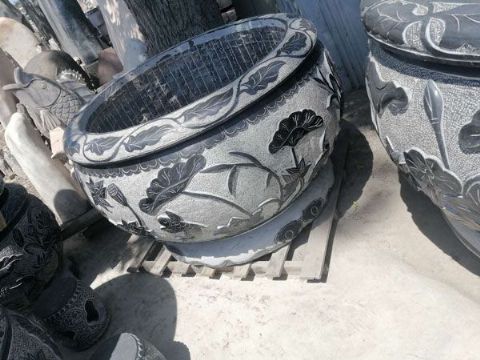 點(diǎn)擊查看詳細(xì)信息<br>標(biāo)題：石缸石花盆 閱讀次數(shù)：2565