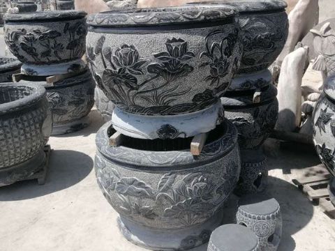 點(diǎn)擊查看詳細(xì)信息<br>標(biāo)題：石缸石花盆 閱讀次數(shù)：2637